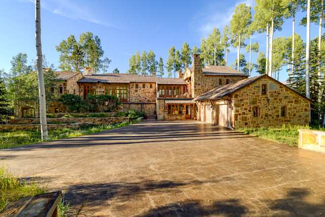 Off-Piste, Plum Guide home in Telluride, United States