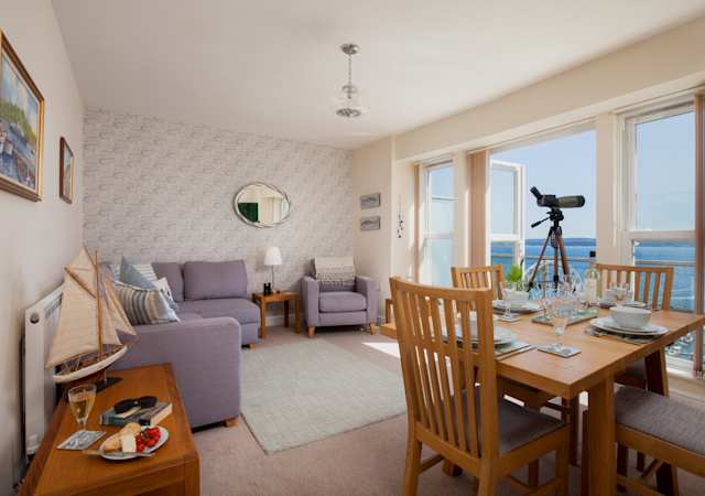 Azure Marina, Plum Guide home in Devon, UK