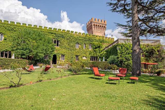 The Grand Duke, Plum Guide home in Tuscany