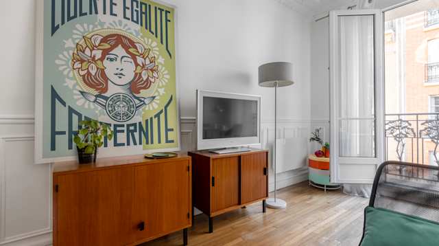 Green Fairy, Plum Guide home in Paris, France