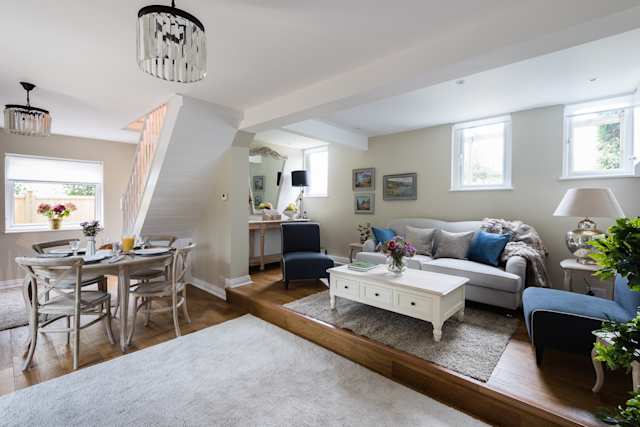 Between The Magnolias, Plum Guide home in Hampshire, UK