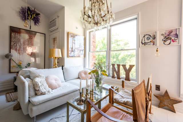 Enchanted, Plum Guide home in New York