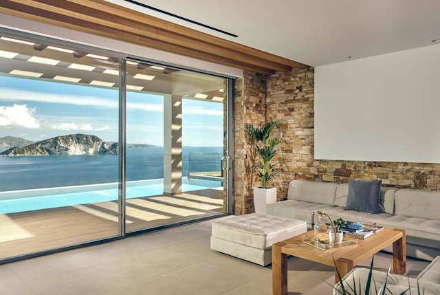 Rock of the Bay, Plum Guide home in Zakynthos, Greece