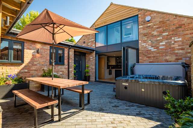 The Candlestick Maker, Plum Guide home in Oxfordshire, UK