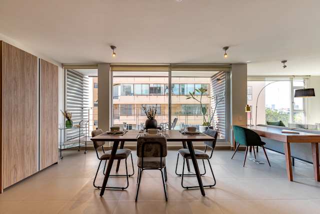 Hibiscus Flower, Plum Guide home in Mexico City