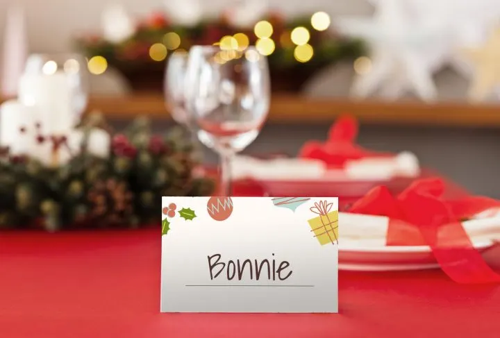 white-elephant-party-placecards-720x487