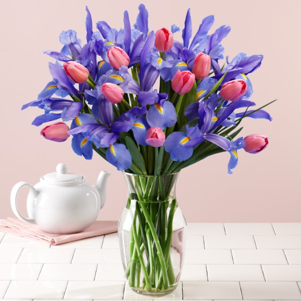 Traditional mother's day hot sale flowers