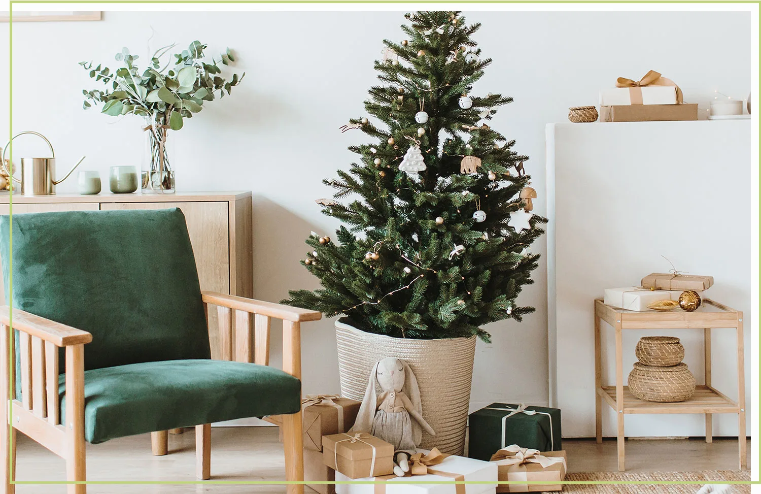 40 + Trendy Christmas Decorating Ideas | ProFlowers