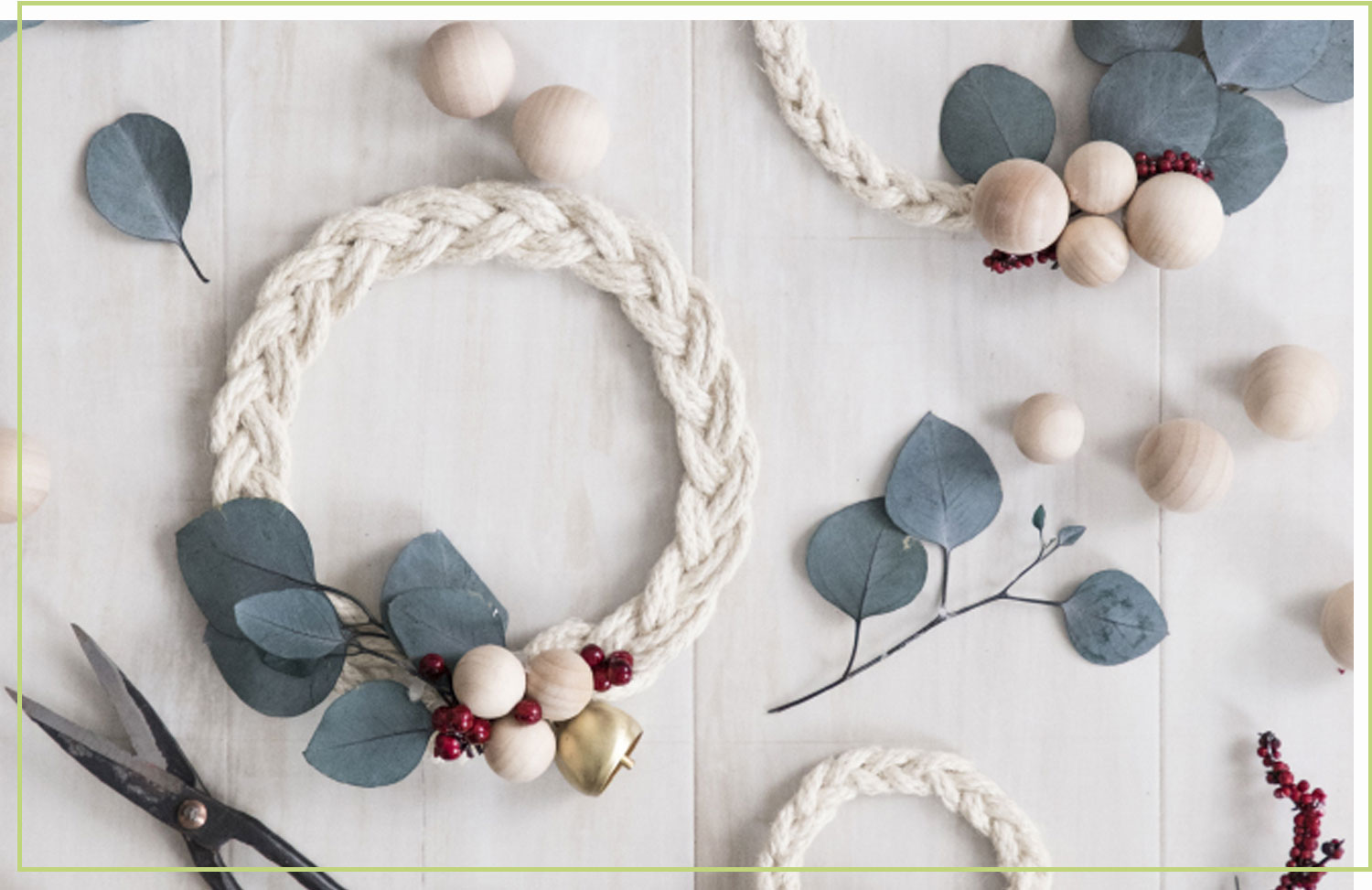 How to Make a Wreath, Braided Rope Wreath Tutorial, Crafting for  Beginners