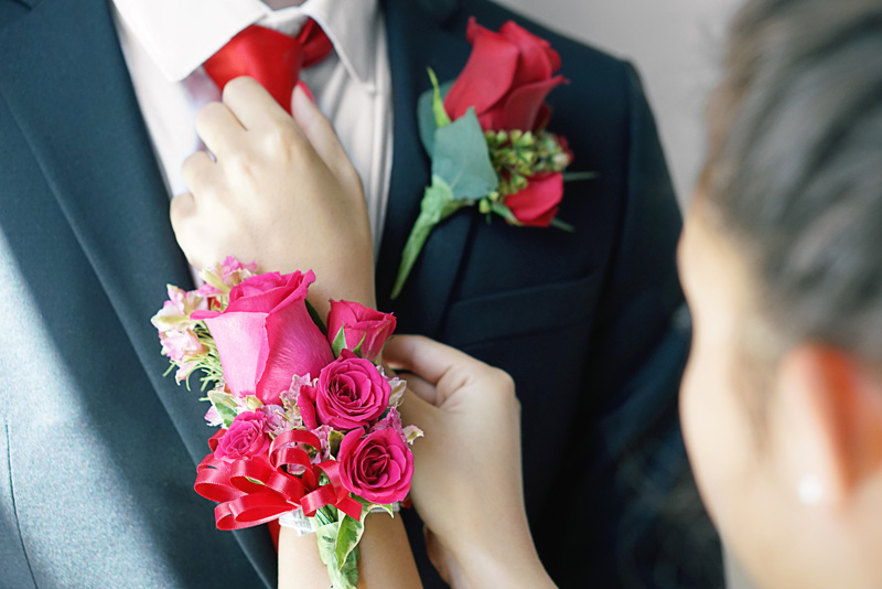 How to pin a groom's flower on - The Hogans