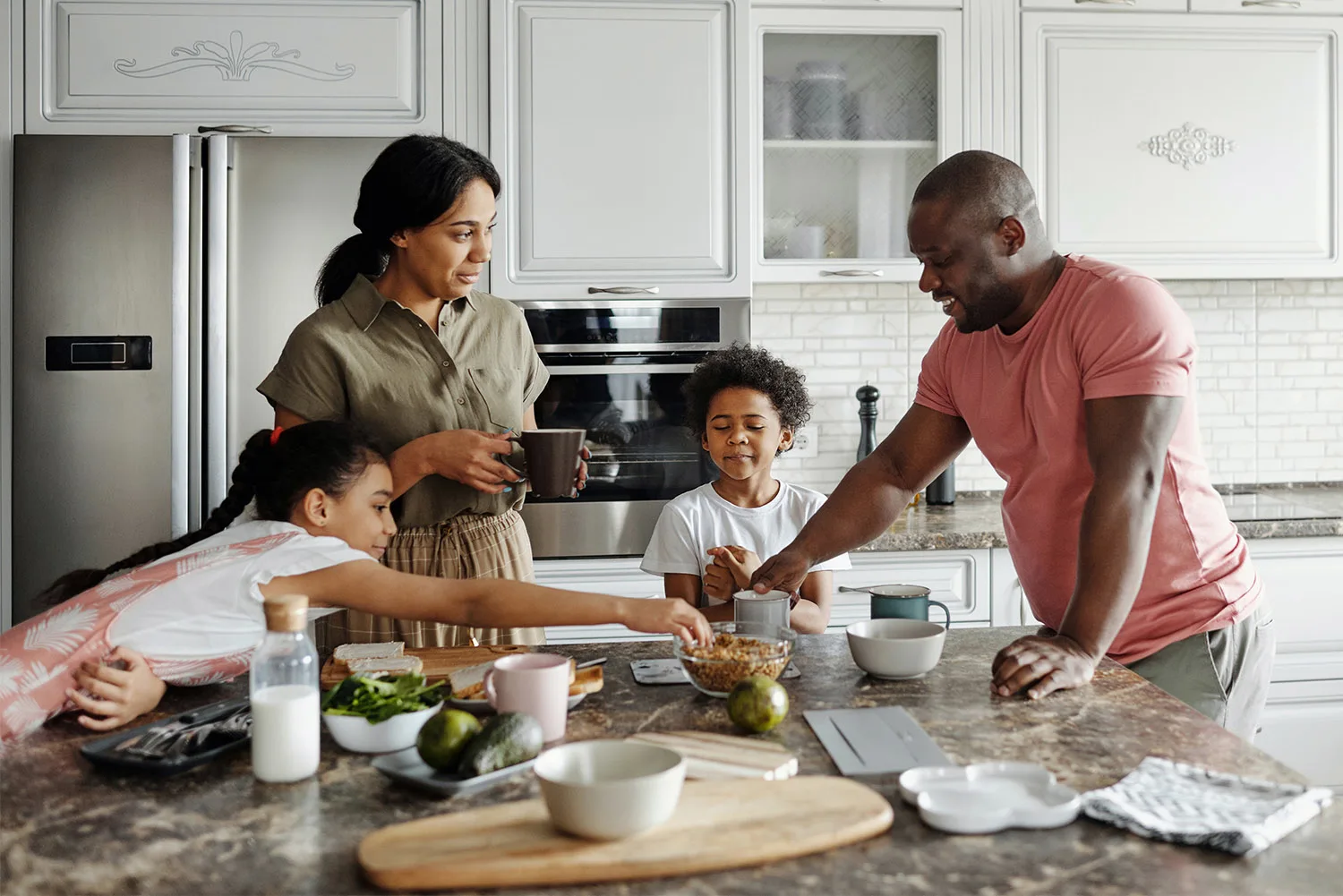 Hero blog image for <a href="/blog/2020-02/5-caracteristicas-de-una-familia-en-mision">vista</a>