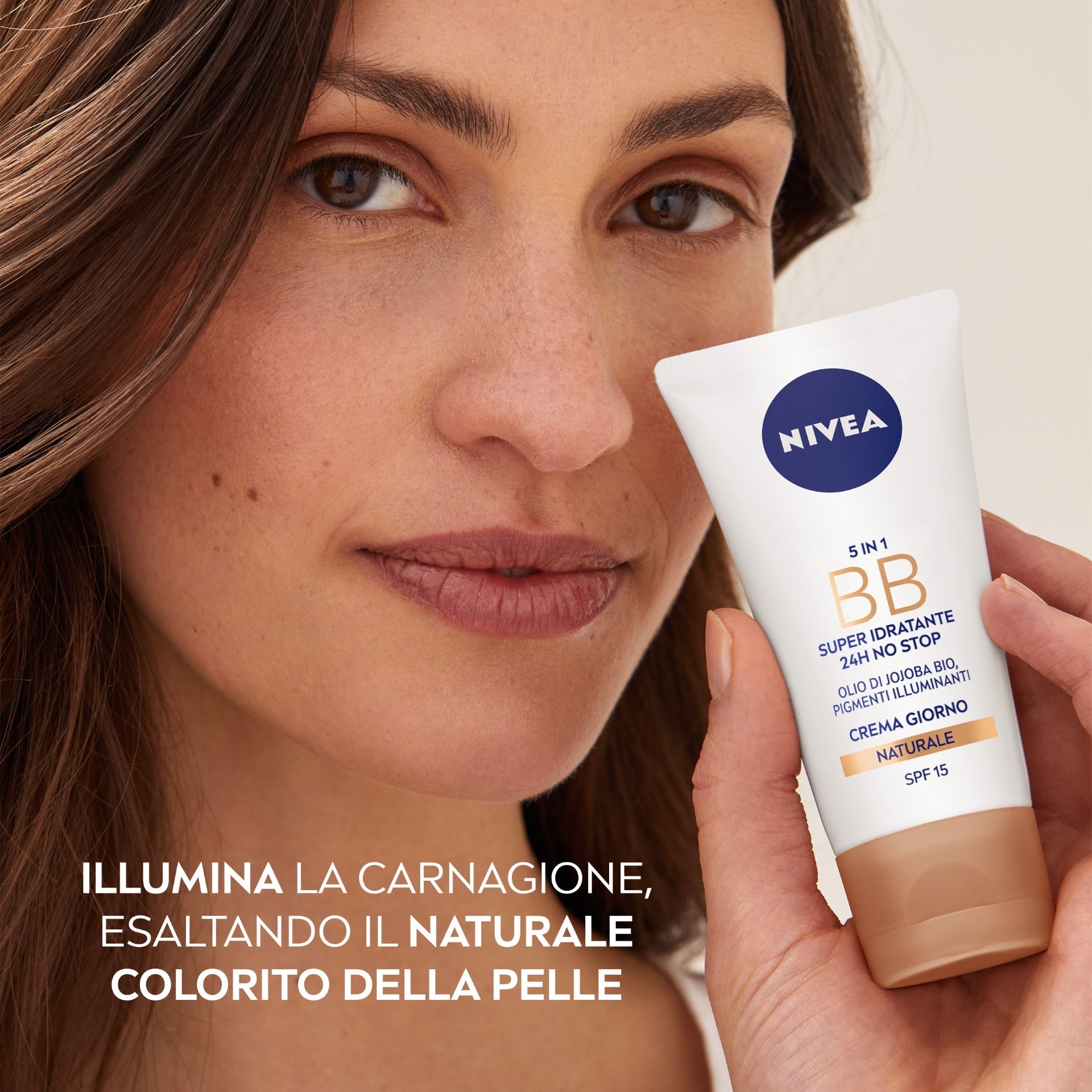 image - 978250672 - NIVEA ESSENTIALS BB IDRATANTE UNIFORMANTE CREMA GIORNO SPF20 NATURALE 50 ML - 4755330_6.jpg