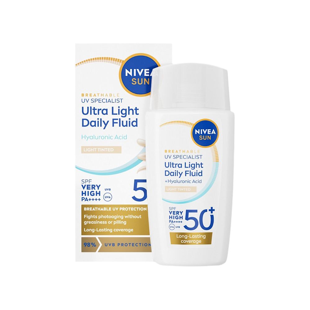 image - 990037715 - Fluido viso SPF50+ ultra leggero con pigmenti che uniformano l’incarnato, offrendo un effetto naturale e luminoso. - 4877803_2.jpg