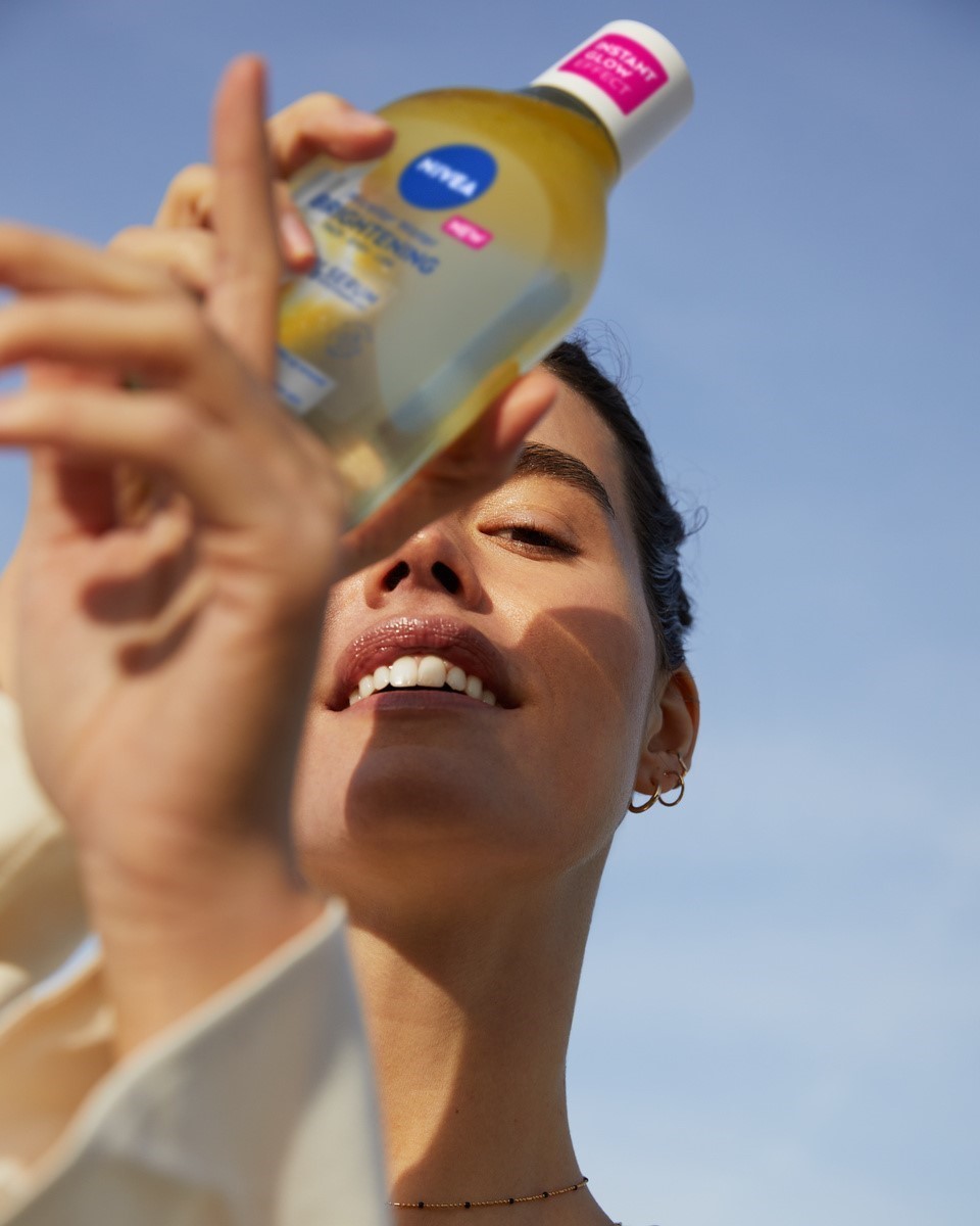 image - 988148932 - NIVEA ACQUA MICELLARE BIFASE SKIN GLOW 400 ML - 4763135_4.jpg