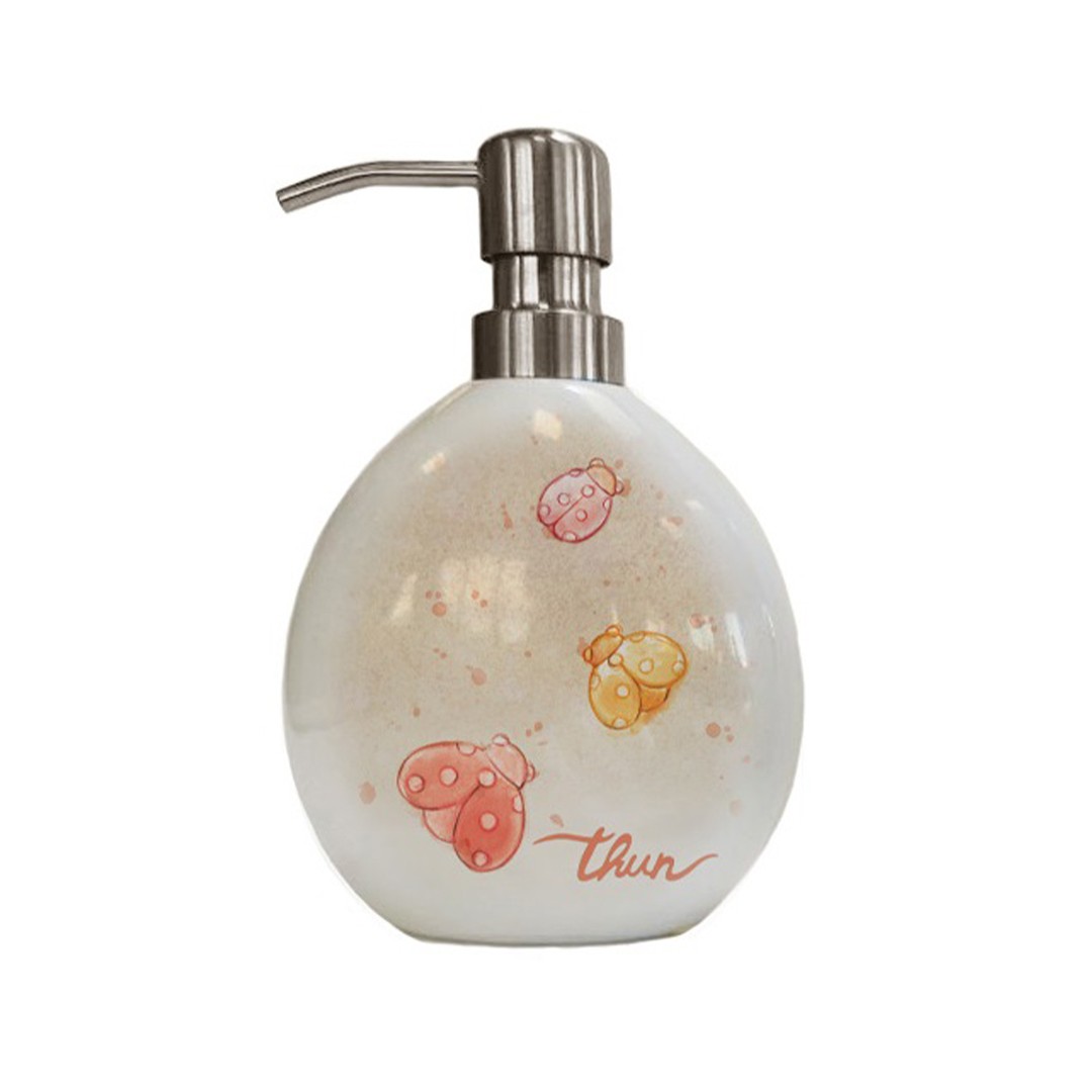 image - 989018419 - Dispenser sapone Coccinelle Arancione dal design decorativo firmato Thun, ideale per aggiungere un tocco allegro e raffinato al bagno o alla cucina. - 4893371_2.jpg