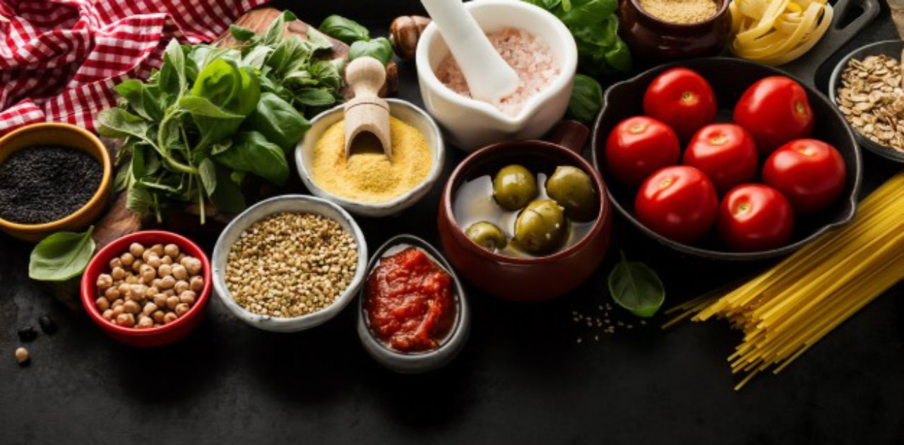 Magazine | Benefici della dieta mediterranea i colori a tavola