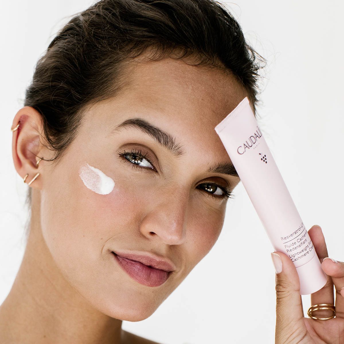 944343110 - Caudalie Resveratrol Fluido Cashmere Ridensificante 40ml - 4705147_4.jpg