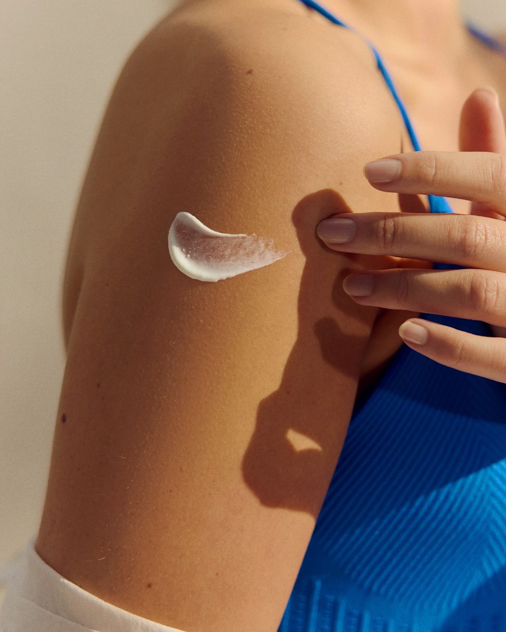 978251787 - NIVEA SUN SENSITIVE IMMEDIATE PROTECT LATTE FP30 200 ML - 4774460_6.jpg