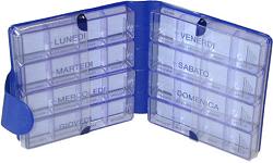 image - 903548042 - Portapillole settimanale con 8 contenitori e 4 compartimenti fissi, ideale per pillole grandi o dosi multiple, con apertura in velcro e dimensioni 15 x 16 x 4,5 cm. - 4867410_1.jpg