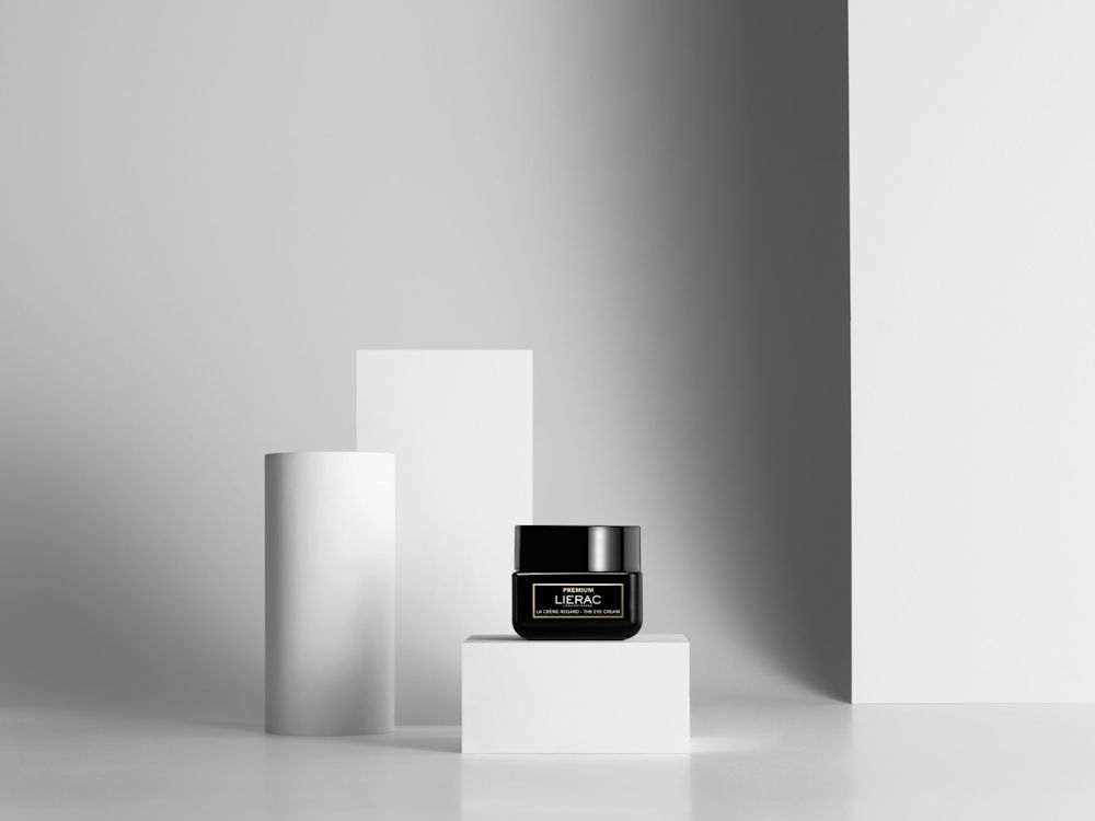 987368836 - LIERAC PREMIUM LA CREMA OCCHI 20 ML - 4744709_3.jpg