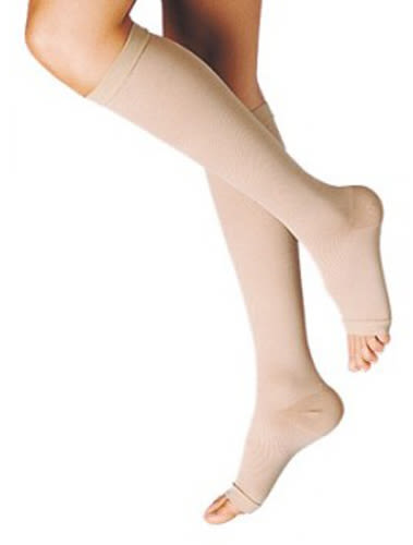 image - 905277531 - Gambaletto terapeutico unisex con punta aperta e compressione decrescente KKL1, ideale per il trattamento di varici e insufficienze venose lievi. - 4867999_1.jpg