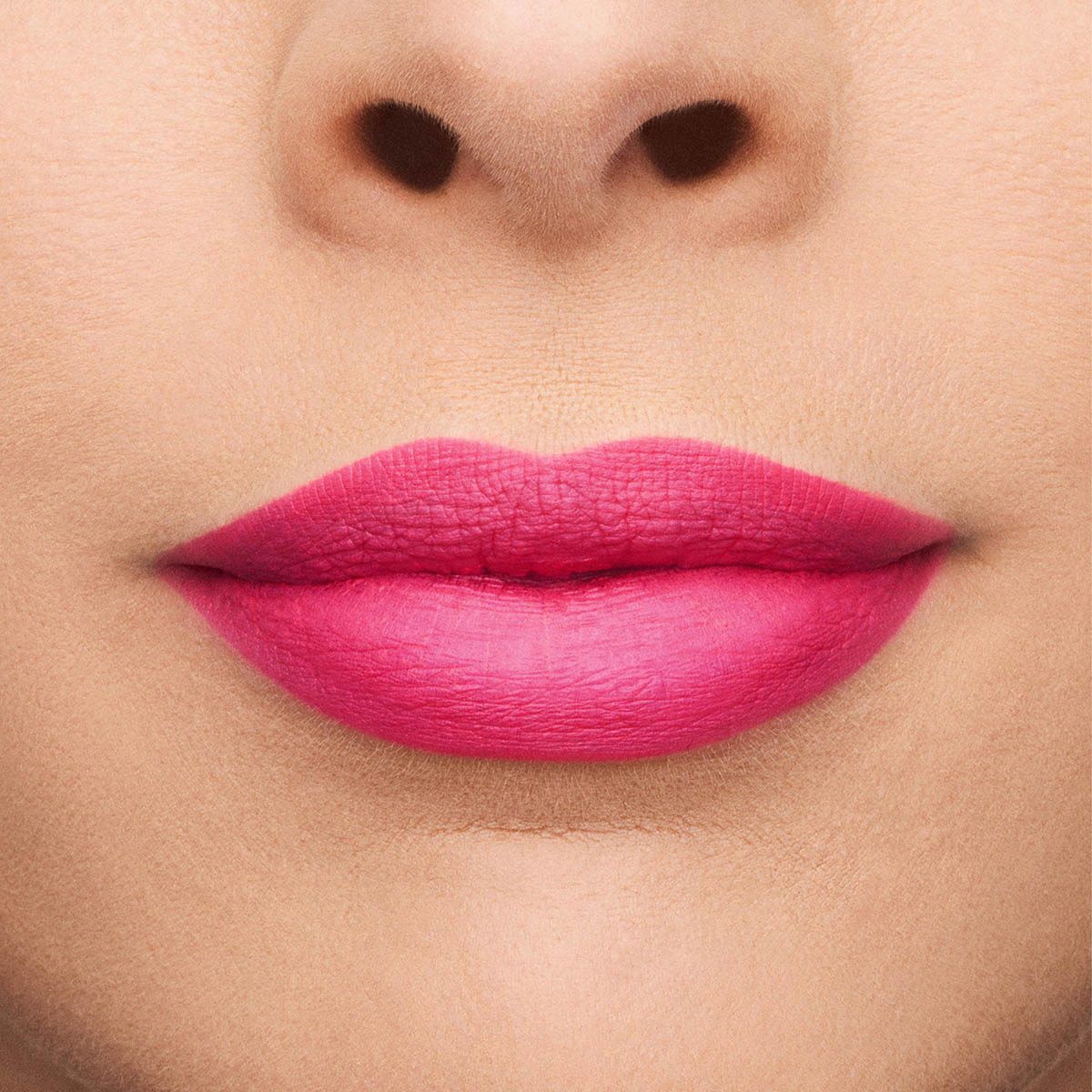 985831965 - Collistar Puro Rossetto Matte lunga durata Fucsia Petunia n.103 - 4742525_3.jpg