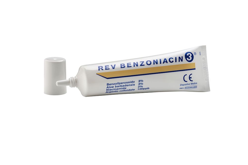 image - 980462663 - Rev Benzoniacin 3 Crema Viso Acne 30ml - 4736354_2.jpg