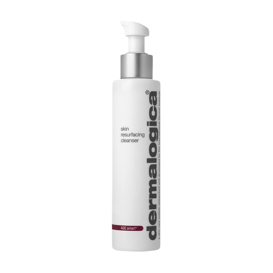 image - 976330934 - Detergente esfoliante a doppia azione che rende la pelle pi&ugrave; liscia e compatta, preparando la pelle alla massima penetrazione degli ingredienti attivi della linea AGE Smart. - 4758796_2.jpg