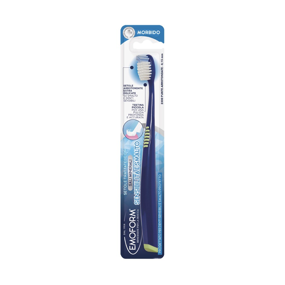image - 988013912 - Spazzolino con setole morbide trattate con sali minerali, ideale per denti sensibili e smalto delicato, garantisce una pulizia profonda e delicata. - 4751888_2.jpg