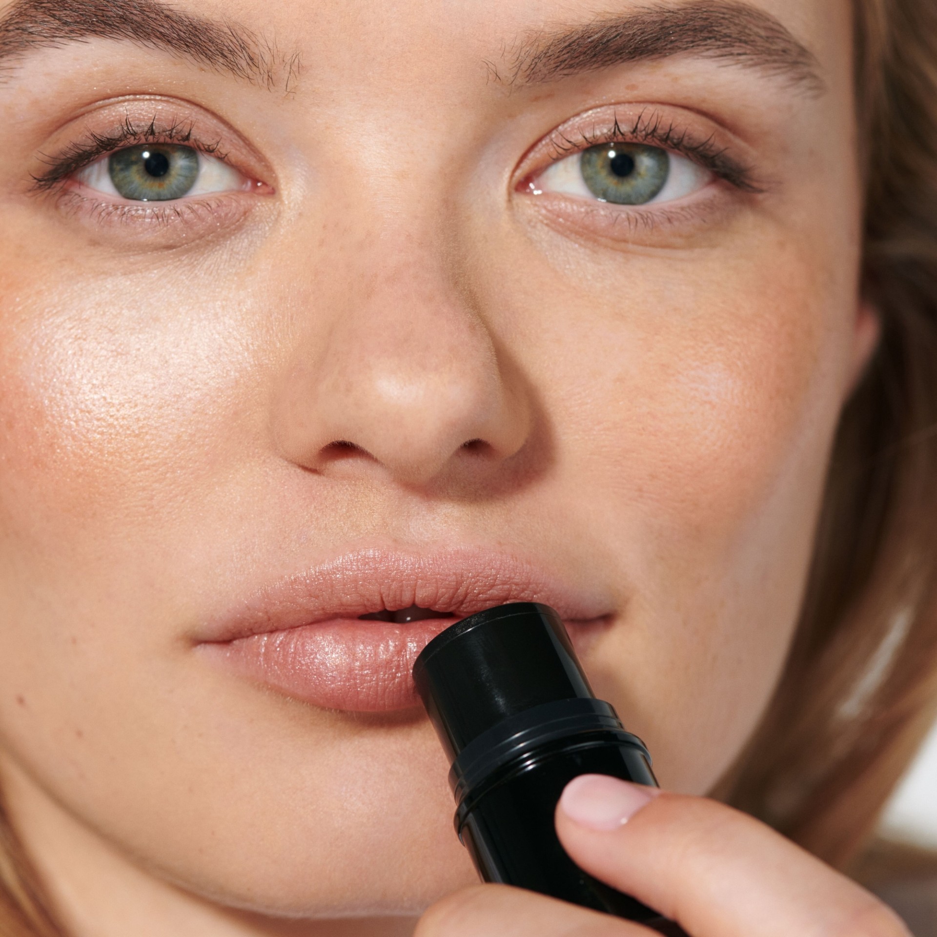 image - 987773001 - DR HAUSCHKA LIPTOCHEEK 04 LIMITED EDITION 6,1 G - 4752762_4.jpg