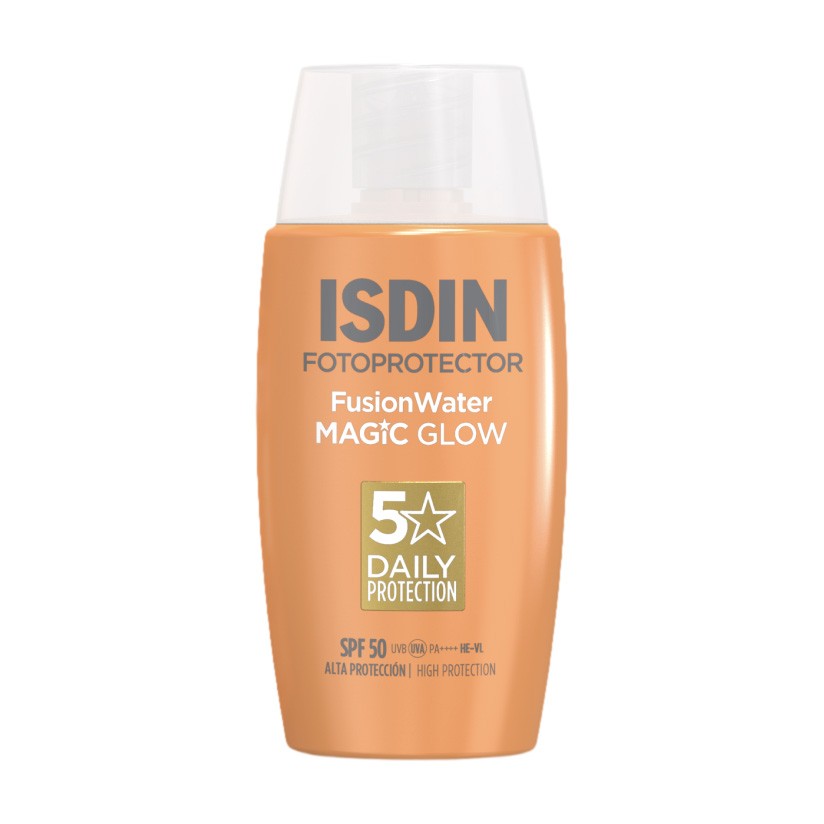 image - 949705747 - Protezione solare viso SPF 50 ultraleggera, ad assorbimento immediato. Si fonde con la pelle donando luminosit&agrave; e un effetto glow , per una difesa efficace dai raggi solari. - 4809285_1.jpg