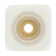 image - 907336489 - Placca convessa modellabile con barriera protettiva in idrocolloidi e supporto microporoso, dotata di sistema di aggancio adesivo riposizionabile, per una protezione efficace delle stomie. - 4870221_2.jpg