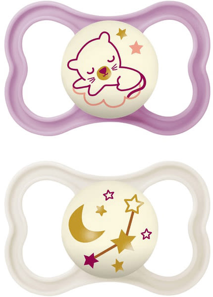 image - 980786750 - Il succhietto MAM Air Night 16+ mesi in silicone doppio femmina, con fori di ventilazione extra-large, offre una maggiore circolazione dell'aria sul viso del bambino, risultando delicato sulla pelle. - 4867467_1.jpg
