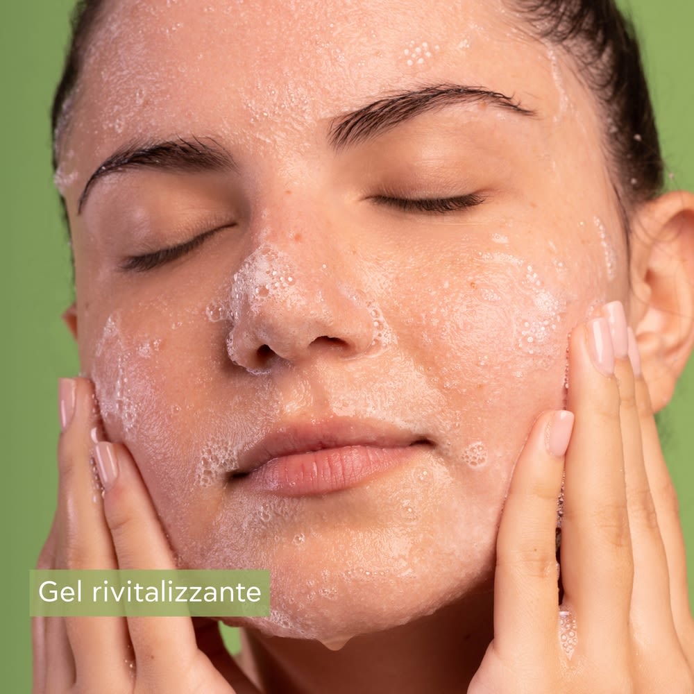 image - 979262464 - APIVITA CLEANSING GEL OILY/COMB 200 ML/20 - 4735370_6.jpg