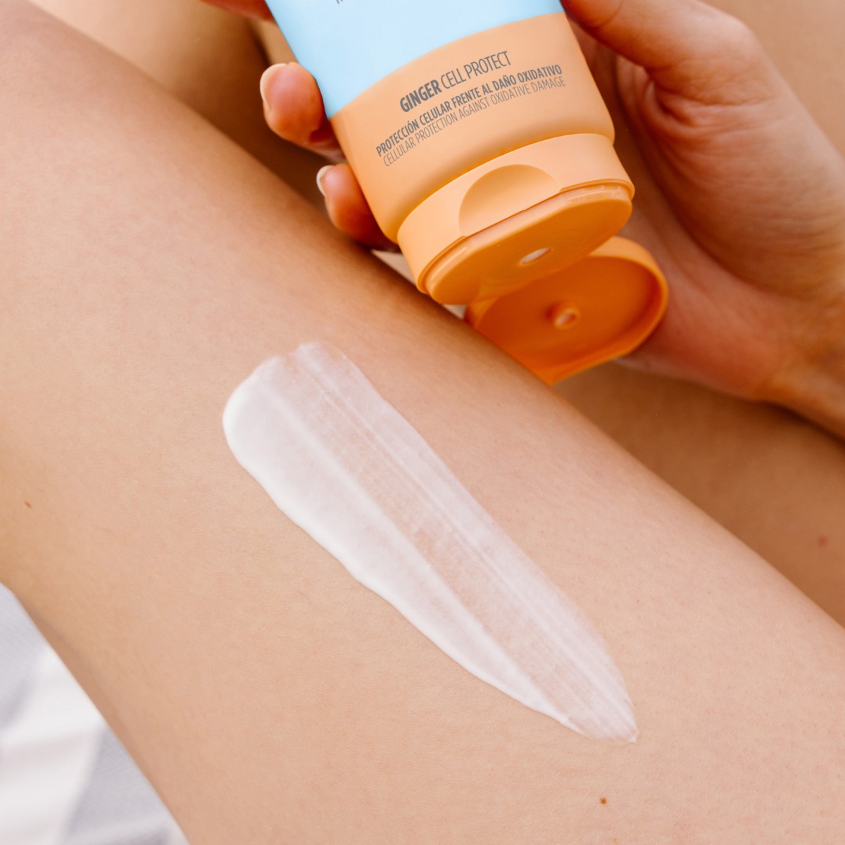 image - 942899307 - FOTOPROTECTOR GEL CREAM 250 ML - 7893563_9.jpg