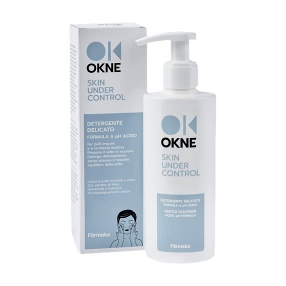 image - 979801115 - Detergente viso delicato da 200 ml per l'igiene quotidiana, elimina le impurità rispettando l'equilibrio cutaneo senza irritare. - 4856508_2.jpg