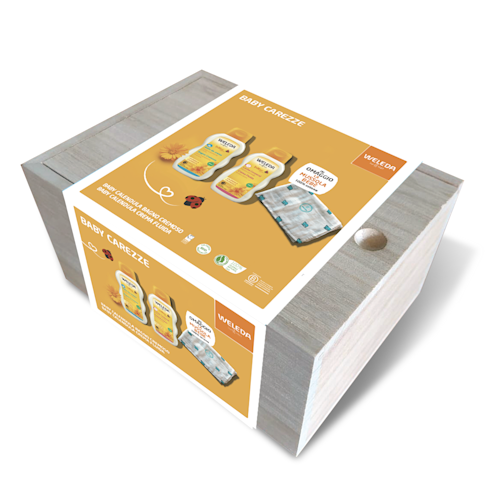 989400914 - BABY CAREZZE 1 SLEEVE BABY COPERTINA 24 + 1 COPERTINA BEBE' + 1 BAGNO CREMOSO 200 ML + 1 CREMA FLUIDA 200 ML + 1 MUSSOLA BEBE' OMAGGIO - 4792088_1.png