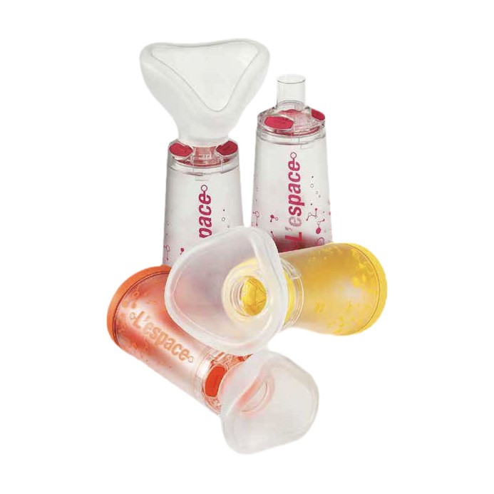 image - 905727374 - Camera distanziatrice per spray predosati da 220 ml, con maschera arancione per neonati, facilita l'inalazione corretta del farmaco nelle vie aeree inferiori. - 7878228_2.jpg