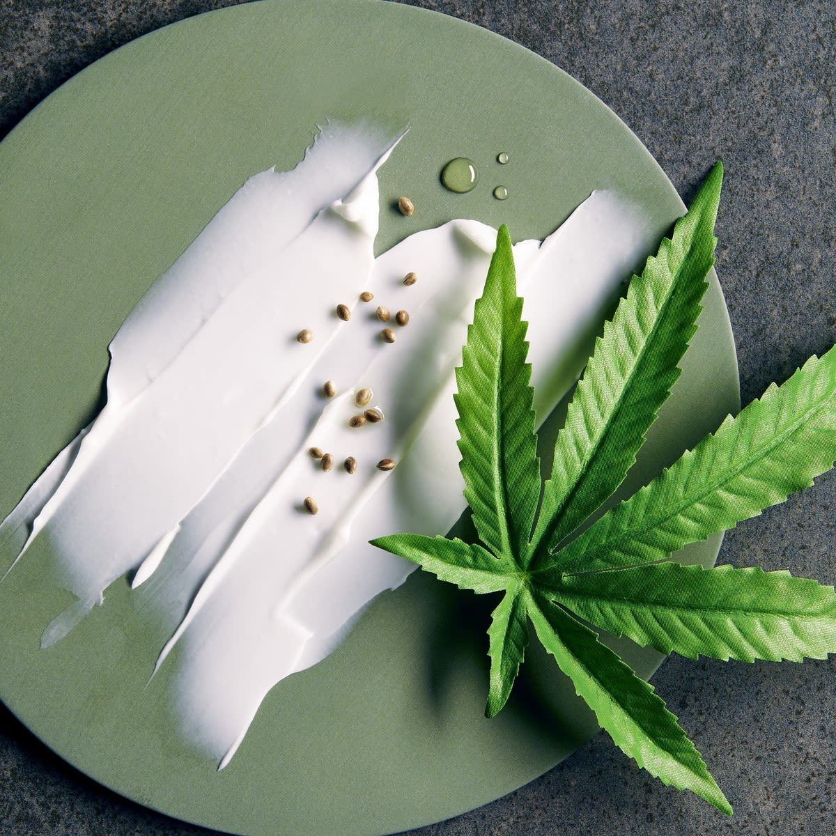 983525510 - NIVEA MEN SENSITIVE PRO CREMA IDRATANTE 75 ML - 4755361_4.jpg