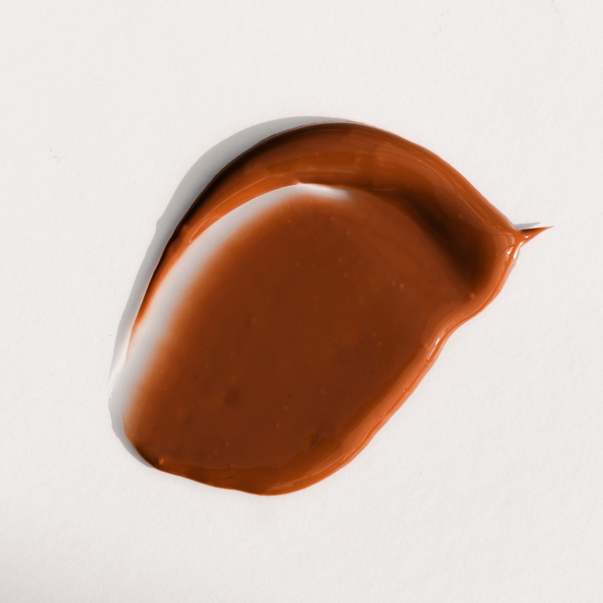 image - 979377405 - Fluido viso con pigmenti minerali che uniforma l&rsquo;incarnato e dona un effetto naturale &ldquo;pelle baciata dal sole&rdquo; senza effetto coprente. - 4755094_4.jpg