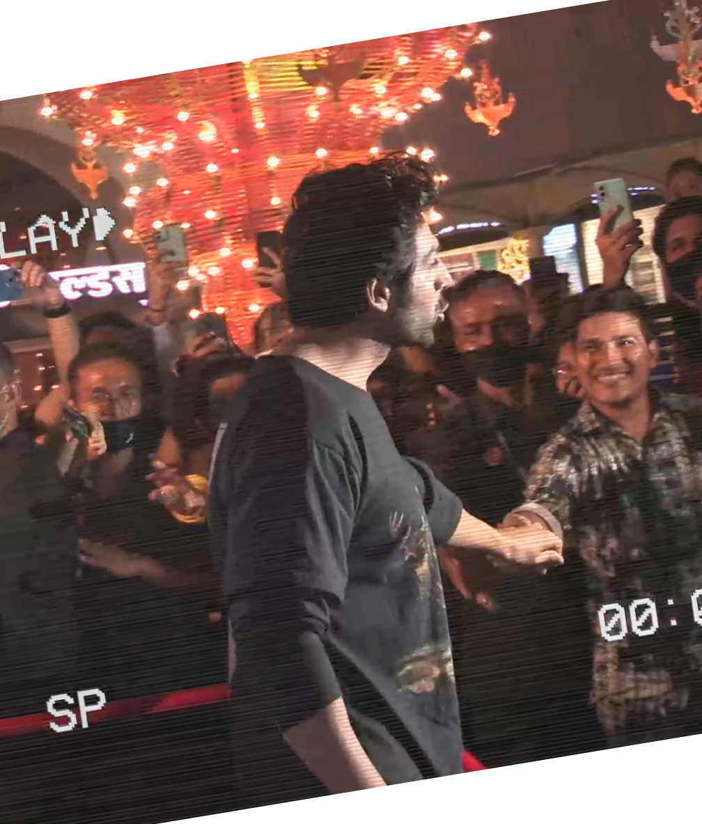 Kartik Aryan Meet the Fans 