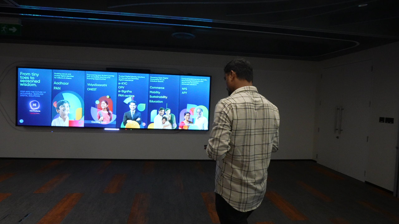 large led display sync with Ipad