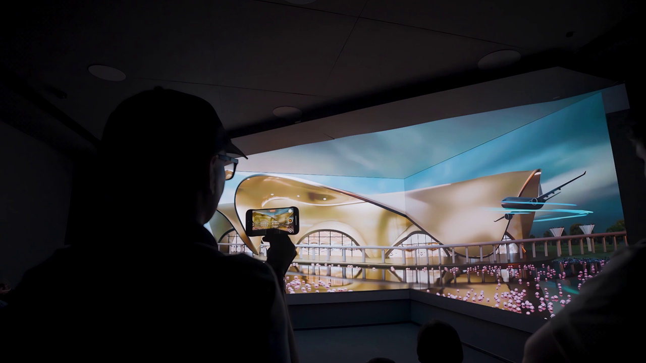 Anamorphic v-shape Screen