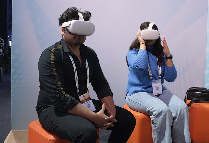 Virtual reality interaction