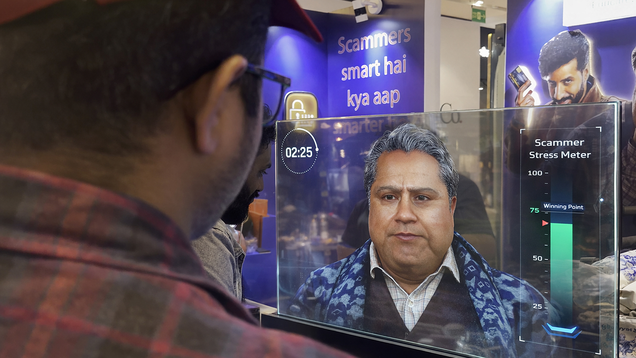 Interactive led display