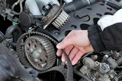 What Is a Serpentine Belt? CARFAX