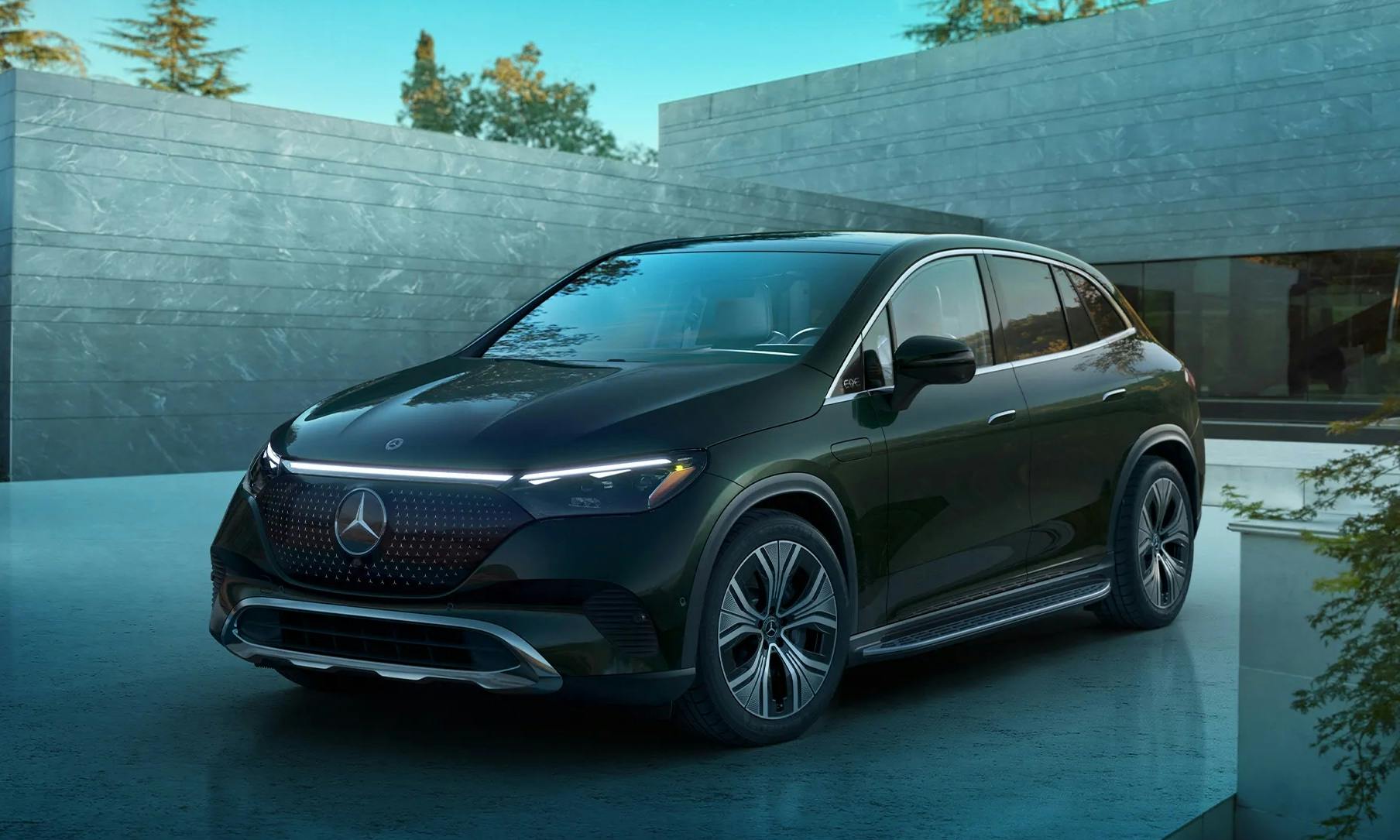 2025 Mercedes-Benz EQE SUV
