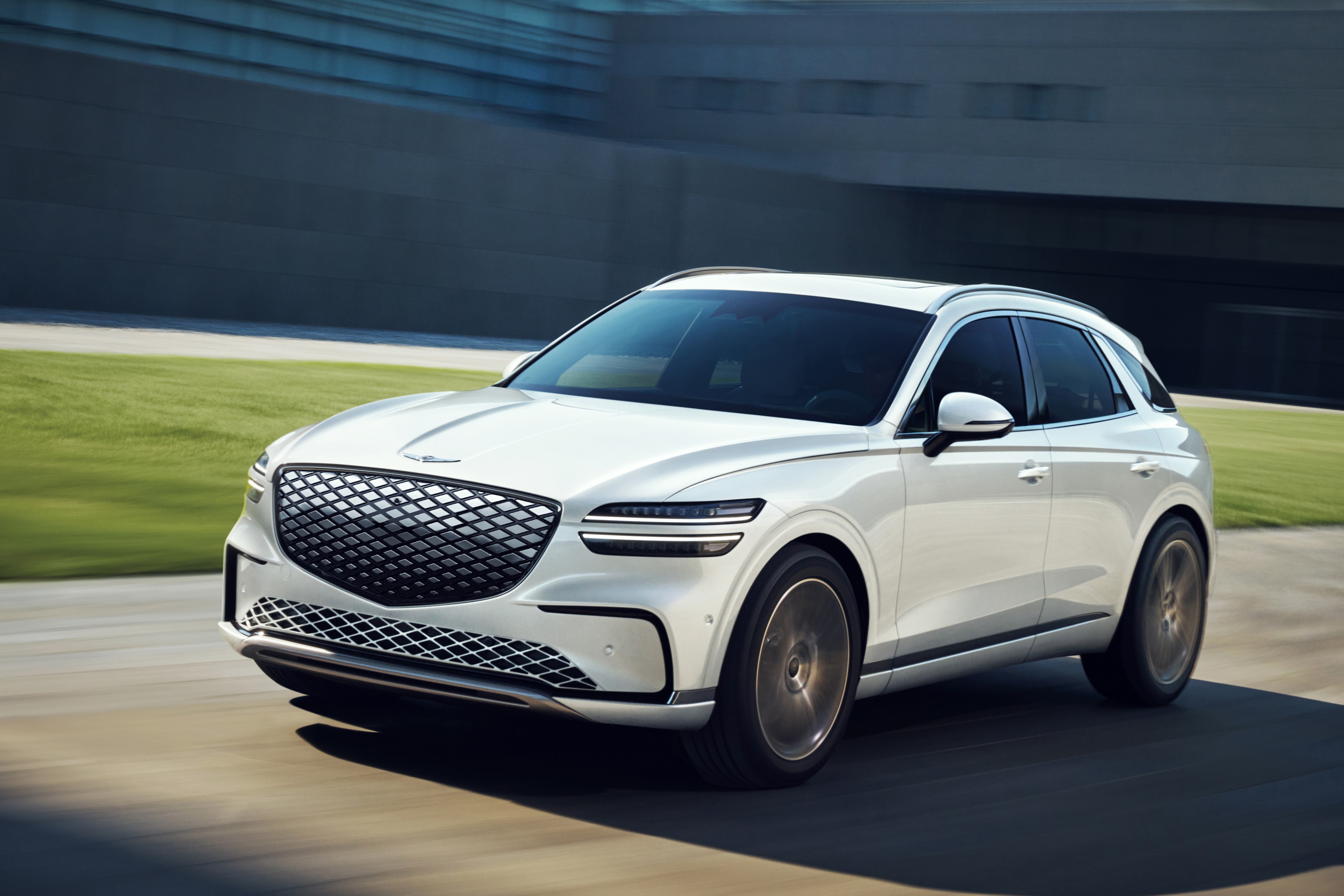 2025 Genesis Electrified GV70
