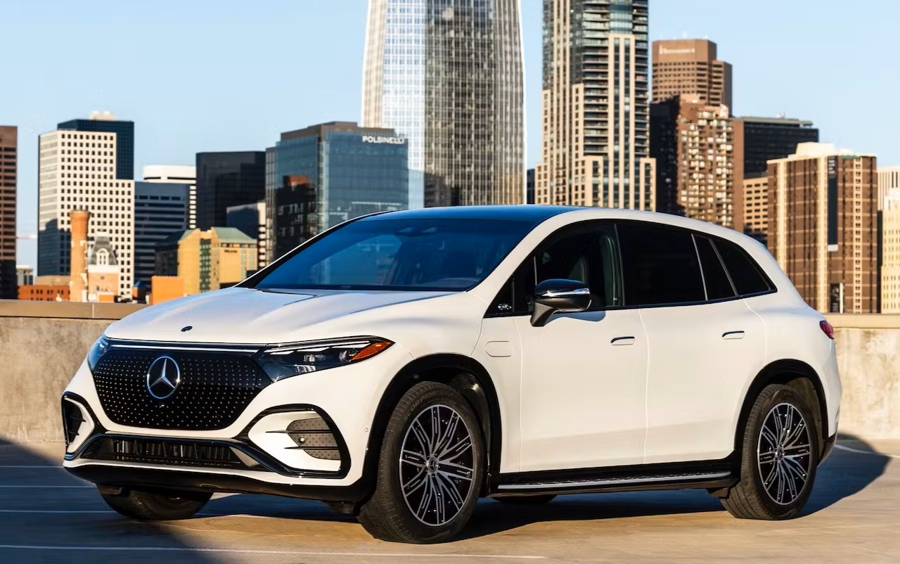 2025 Mercedes-Benz EQS SUV