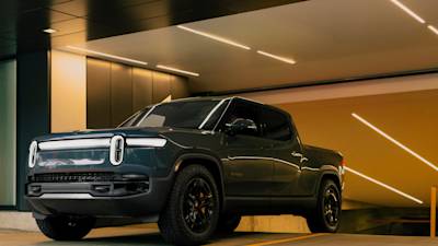 2025 Rivian R1T